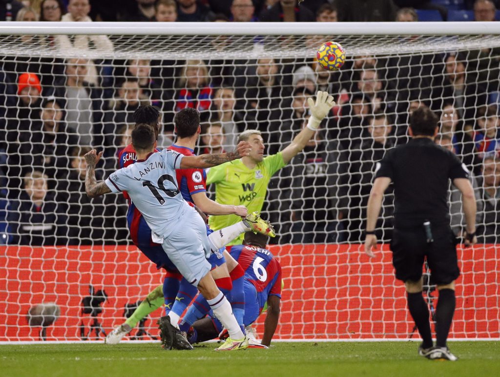 Manuel Lanzini scores West Ham's Goal of the Season against Crystal Palace